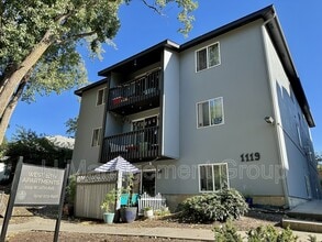 Building Photo - 1119 W 11th Ave