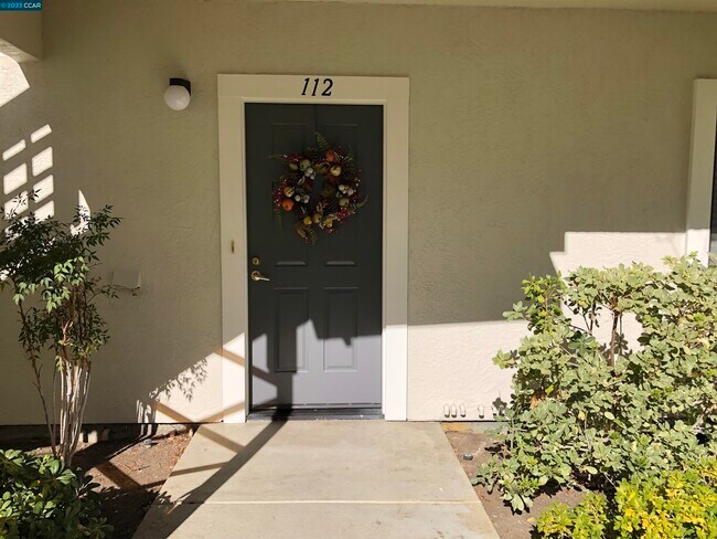 Foto del edificio - 2578 Oak Rd