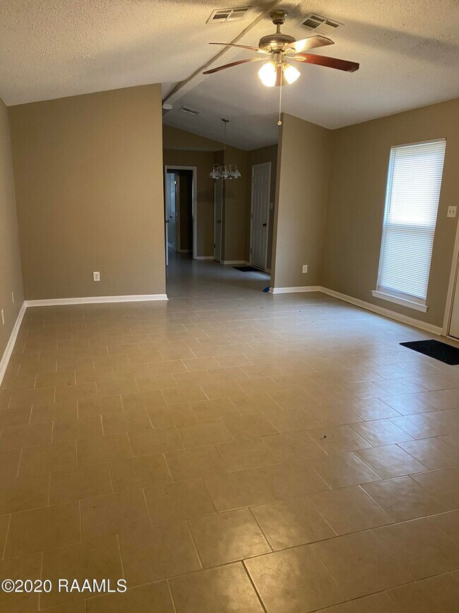 Foto del edificio - 212 Briarcliff Dr