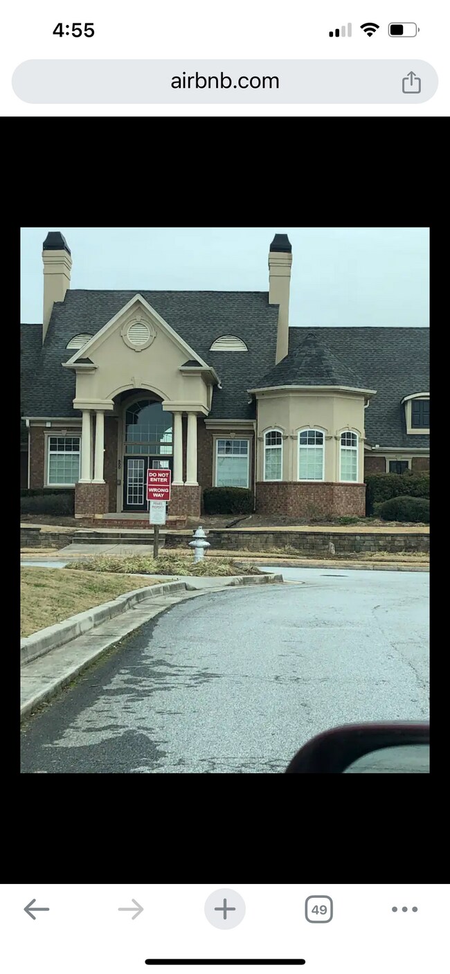 Community Clubhouse - 869 Crestwell Cir SW