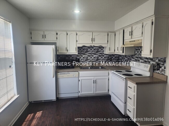 Foto del edificio - 1719 SW Parkridge Dr