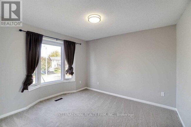 Building Photo - 40 Cotswold Ct