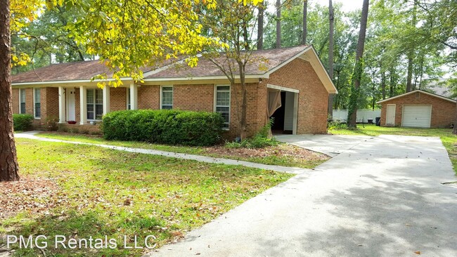 Foto del edificio - 3 br, 2 bath House - 109 Oak Hollow