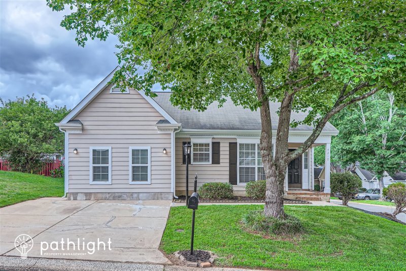Foto principal - 7217 Mdw Gln Dr