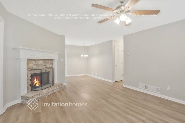 Building Photo - 121 Limestone Ln