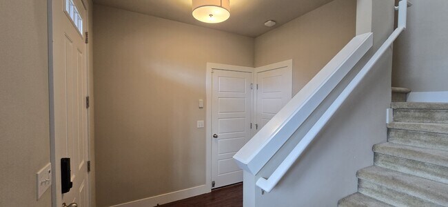 Foto del edificio - 11448 80th Pl S