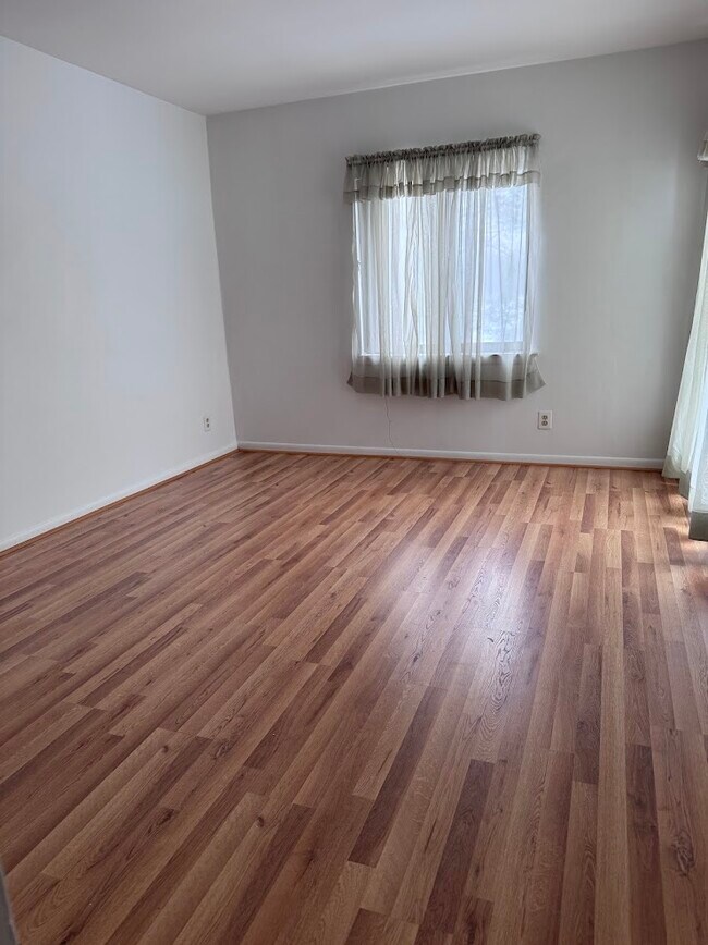 Foto del edificio - 6079 Majors Ln