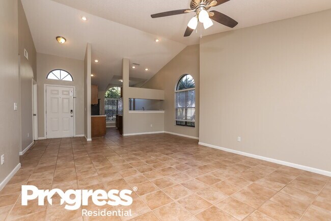 Building Photo - 1001 Pearson Dr