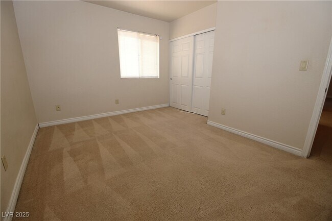Building Photo - 5405 Indian River Dr