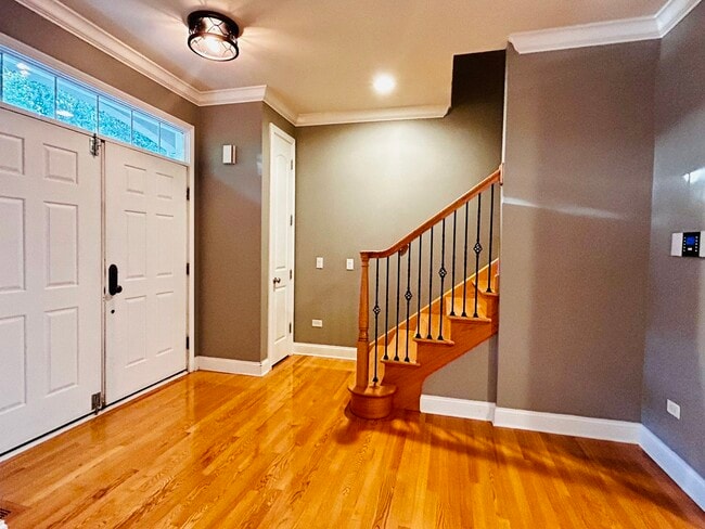 Building Photo - 2037 Alta Vista Ct