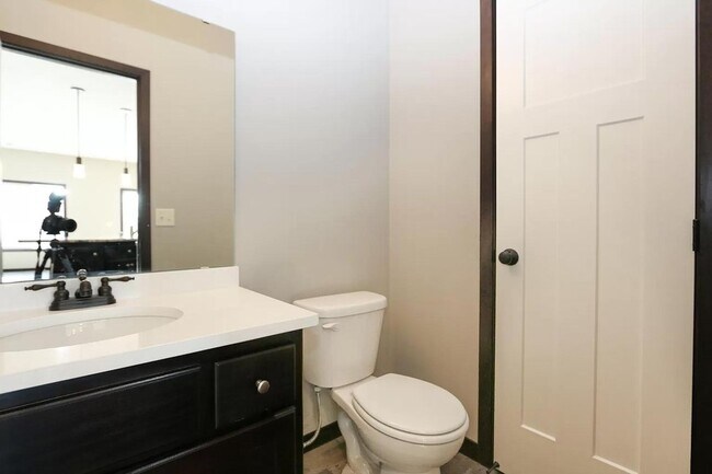Foto del edificio - 2588 County Rd I