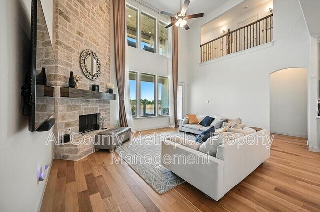 Building Photo - 9408 Redstart Ln