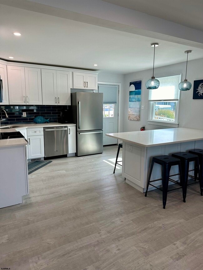 Foto del edificio - 4010 W Brigantine Ave