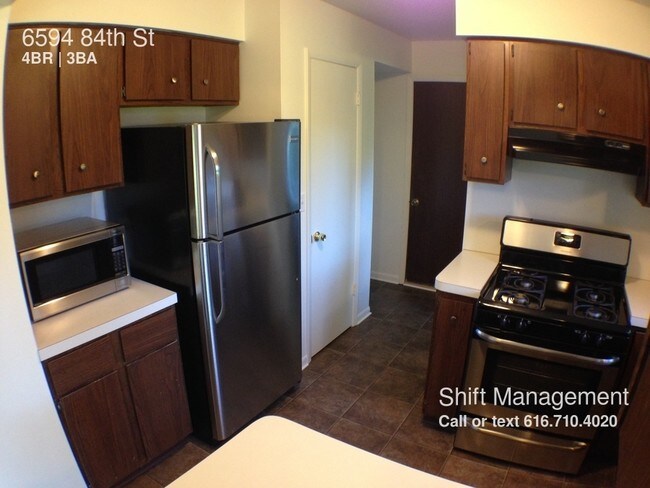Foto del edificio - 6594 84th St SE