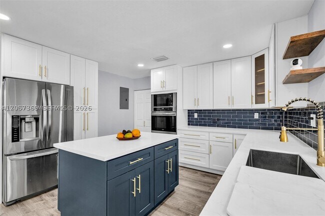 Foto del edificio - 851 SW 49th Way