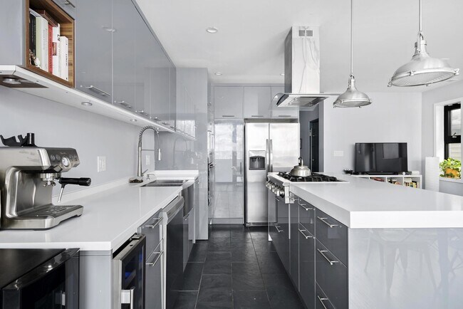Foto del edificio - 617 W 18th St