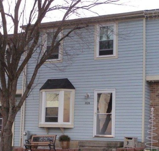 Primary Photo - EDGEWOOD - WOODBRIDGE CENTER TOWNHOUSE