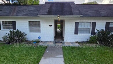 Building Photo - 519 Duchess Ct