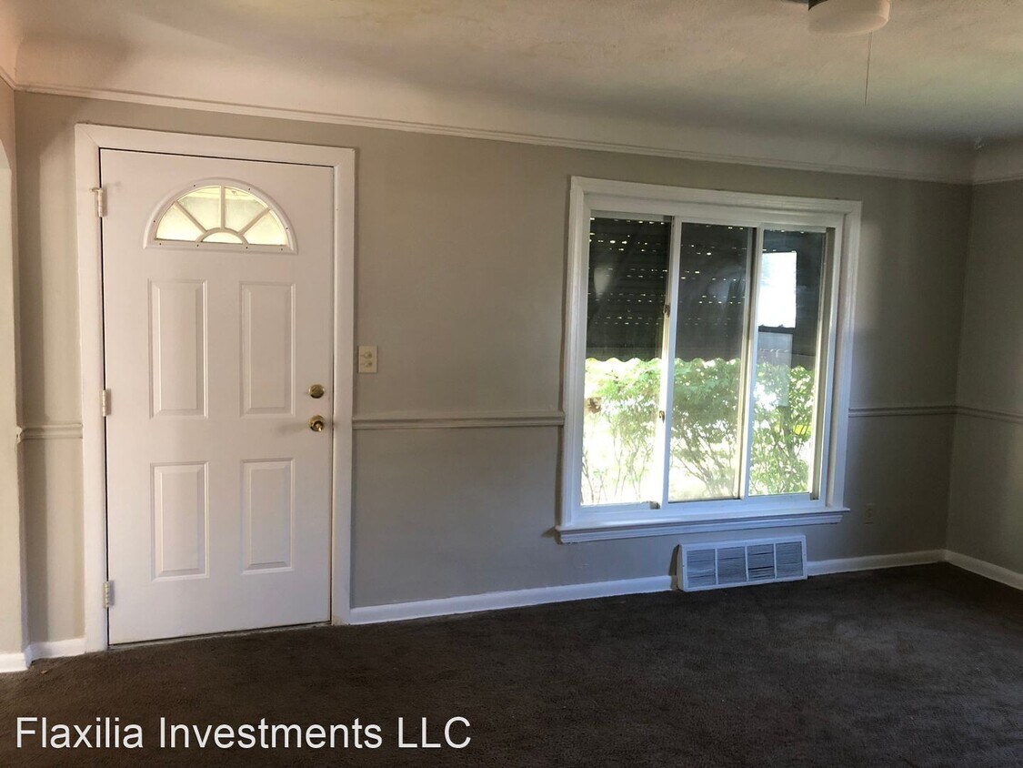 Foto principal - 2 br, 1 bath House - 14412 Rockside