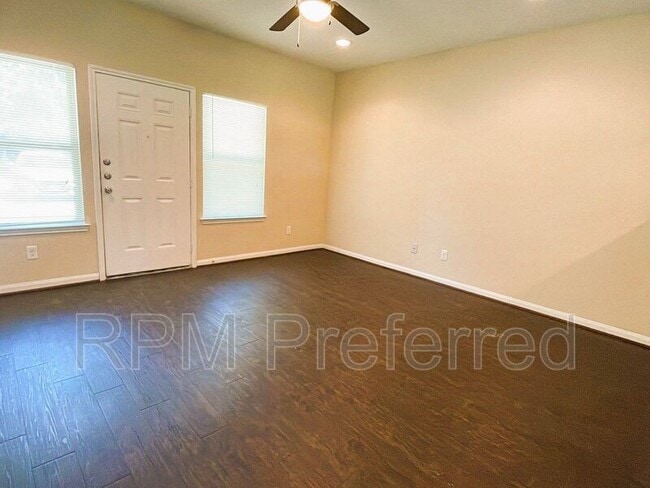 Building Photo - 8526 Homewood Ln