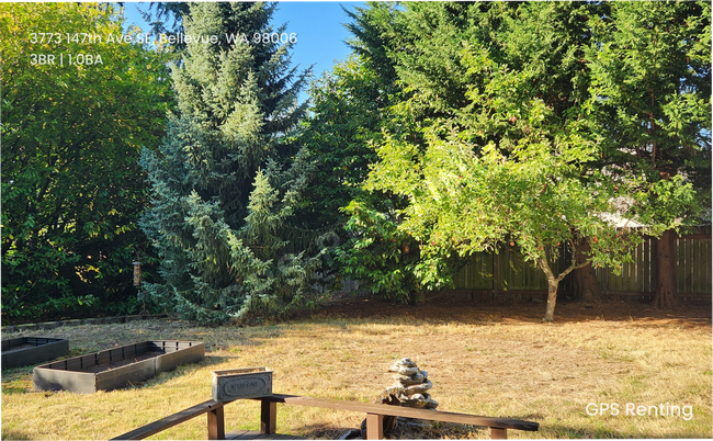 Foto del edificio - Convenient Location, Spacious Living & Top...