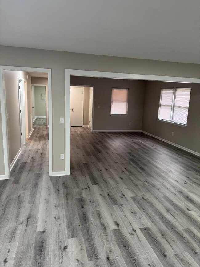 Building Photo - Charming 3BR House in Leland