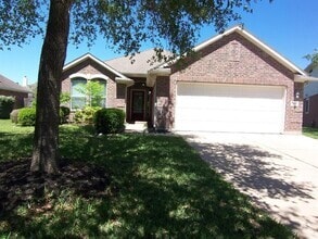 Building Photo - 25910 N Lakefair Dr