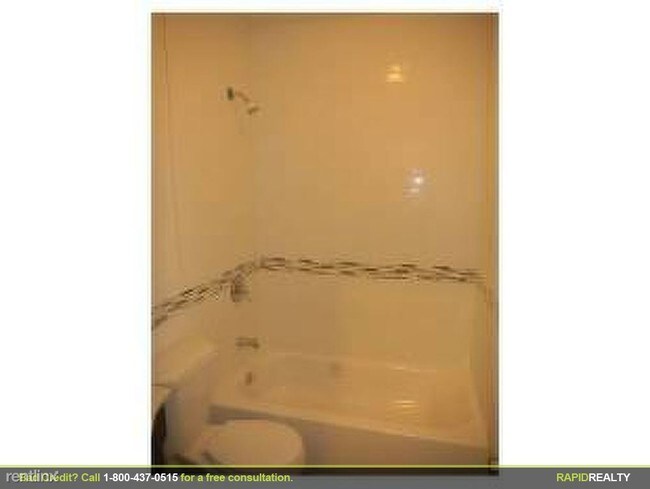 Building Photo - 65 E 42nd St