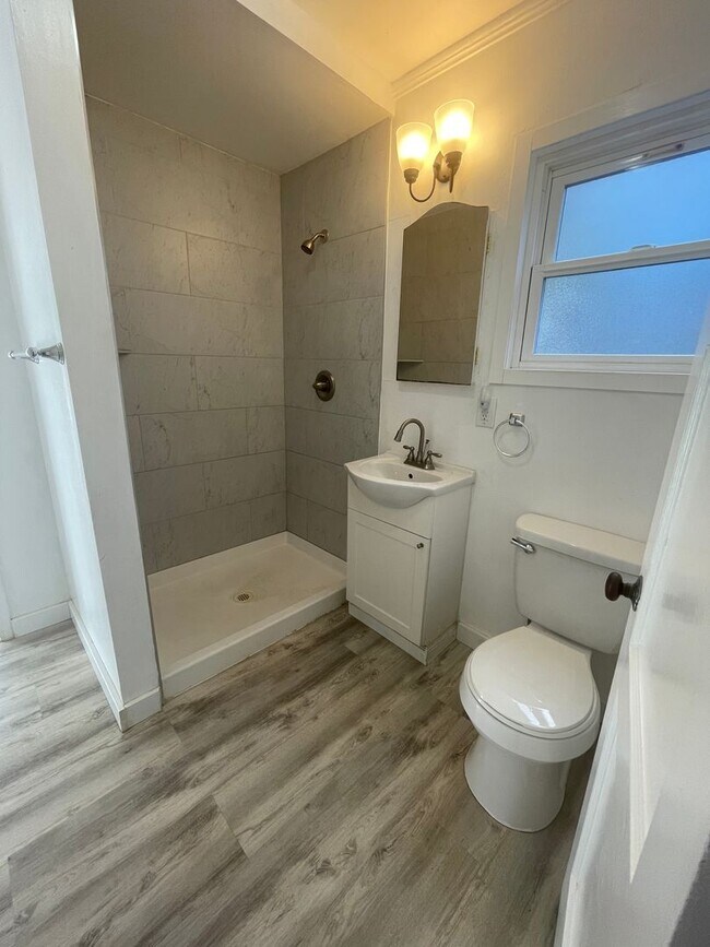 Foto del edificio - 2 Bedroom, 1 Bath Single Family Home
