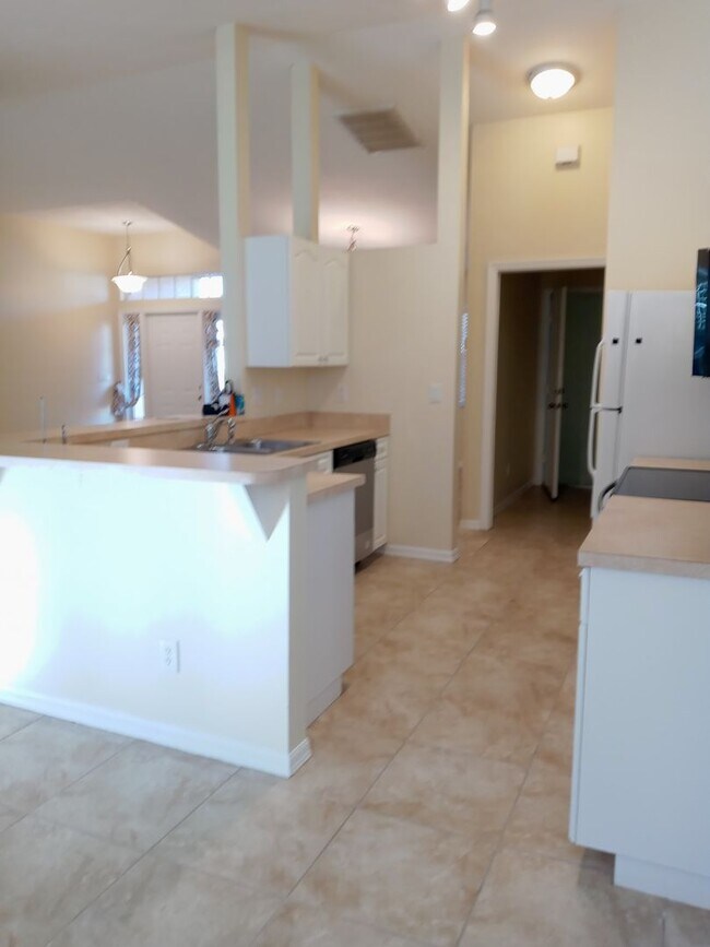 Foto del edificio - Charming 3-Bedroom Home in Port Charlotte, FL
