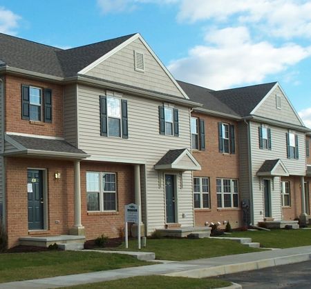 Foto del edificio - 115 Timber Dr