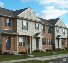 Building Photo - 107 Timber Dr