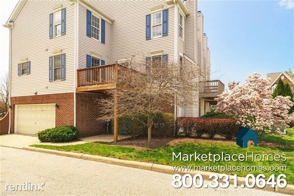 Foto del edificio - 8215 Beacon Pl