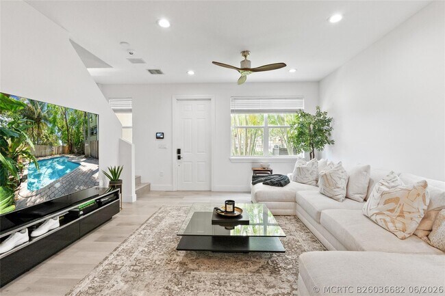 Foto del edificio - 417 SW 8th St