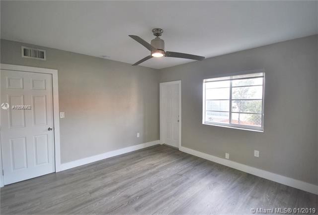 Building Photo - 1135 8th St