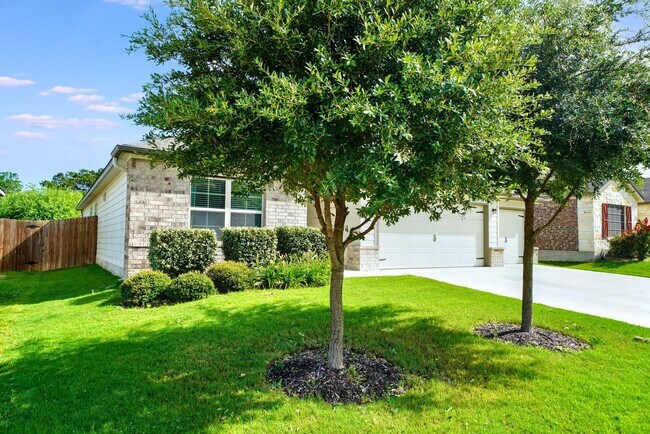 Building Photo - Stunning Home with 3-Car Garage in New Bra...