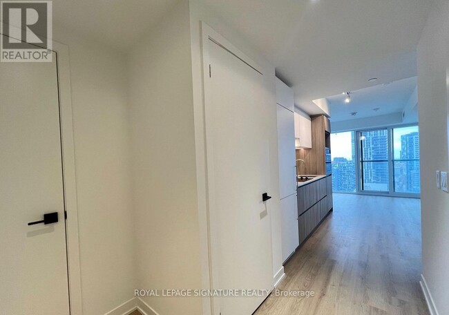 Photo du bâtiment - 319 Jarvis St