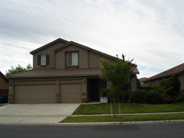 Primary Photo - 1748 Cobblestone Dr