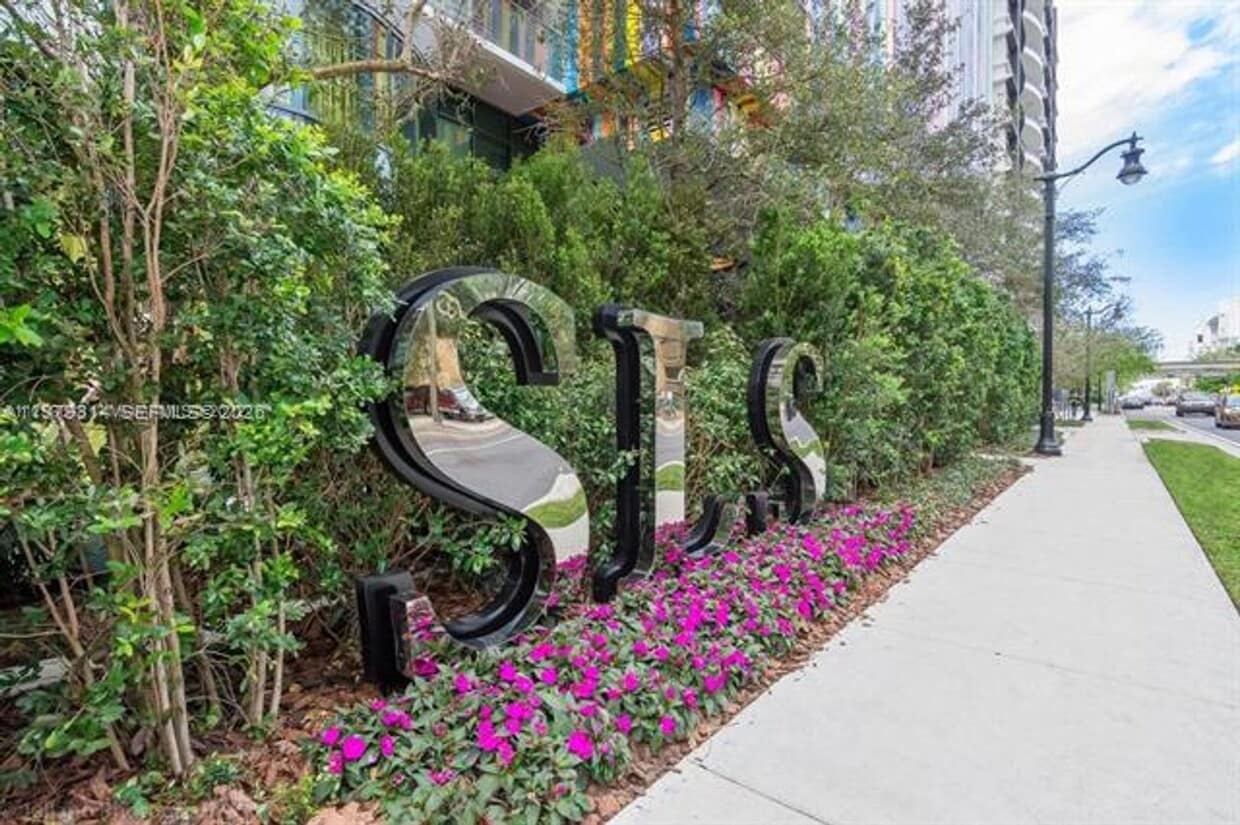 Photo - 1300 S Miami Ave # 2305 (A11979314)