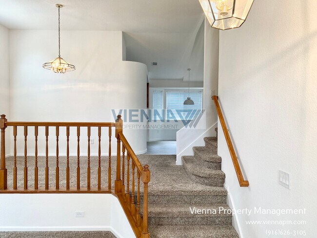 Foto del edificio - 5608 Glen Oaks Dr