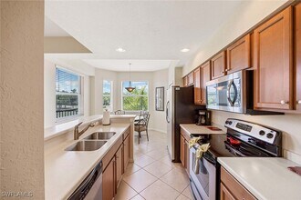 Building Photo - 10349 Heritage Bay Blvd