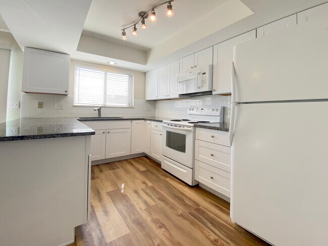 Foto del edificio - 9206 E Mansfield Ave