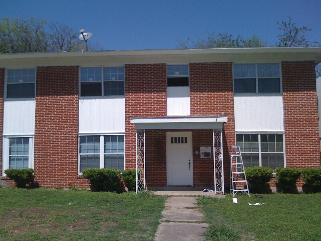 Foto principal - 1511 W Woodlawn Ave
