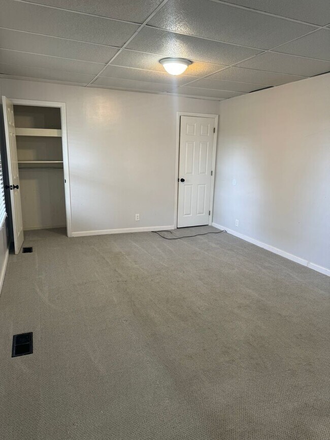 Foto del edificio - 453 Mooreland Ave