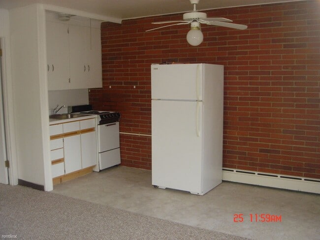 Building Photo - 1 br, 1 bath  - 1025 Arbordale 5