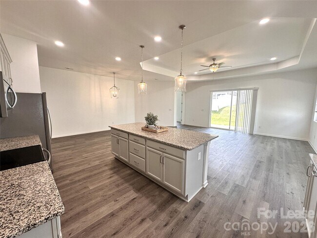 Building Photo - 4619 Kobus Ct.