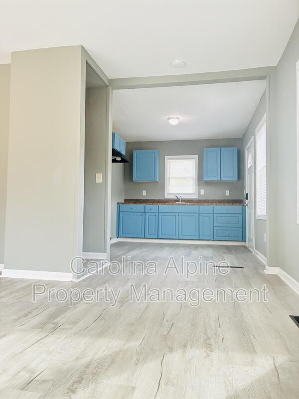 Building Photo - 1016 W Mauney Ave