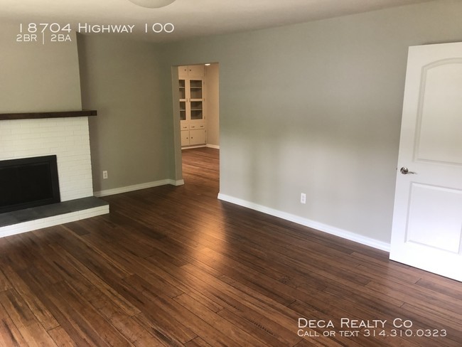 Building Photo - 2 Bedroom House