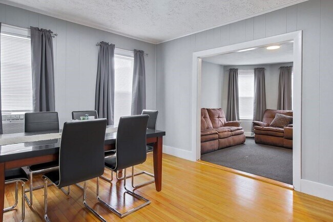 Foto del edificio - 234 Mechanic St