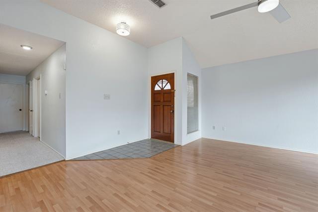 Foto del edificio - 3868 Beaumont Ln